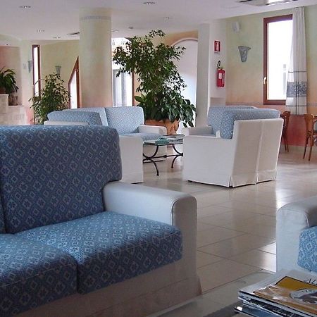 Hotel Del Porto Cannigione Esterno foto